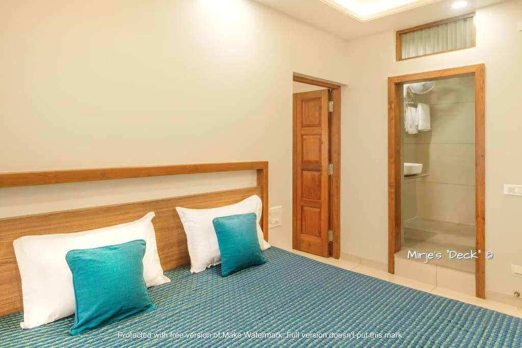Mirje'S Deck - Homestay - Family Rooms Колхапур Экстерьер фото